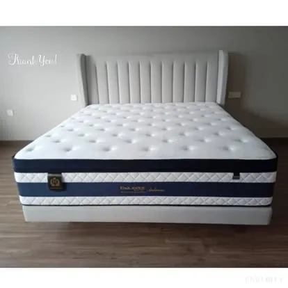 Room Concept Furnishing mattress on a bed base