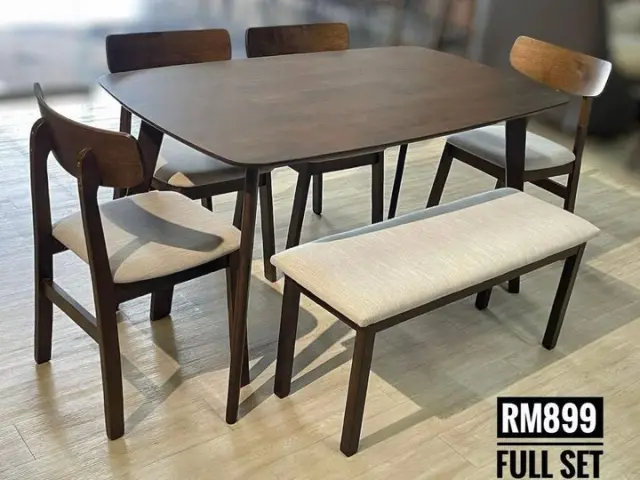 Room Concept Furnishing TikTok dining set with bench